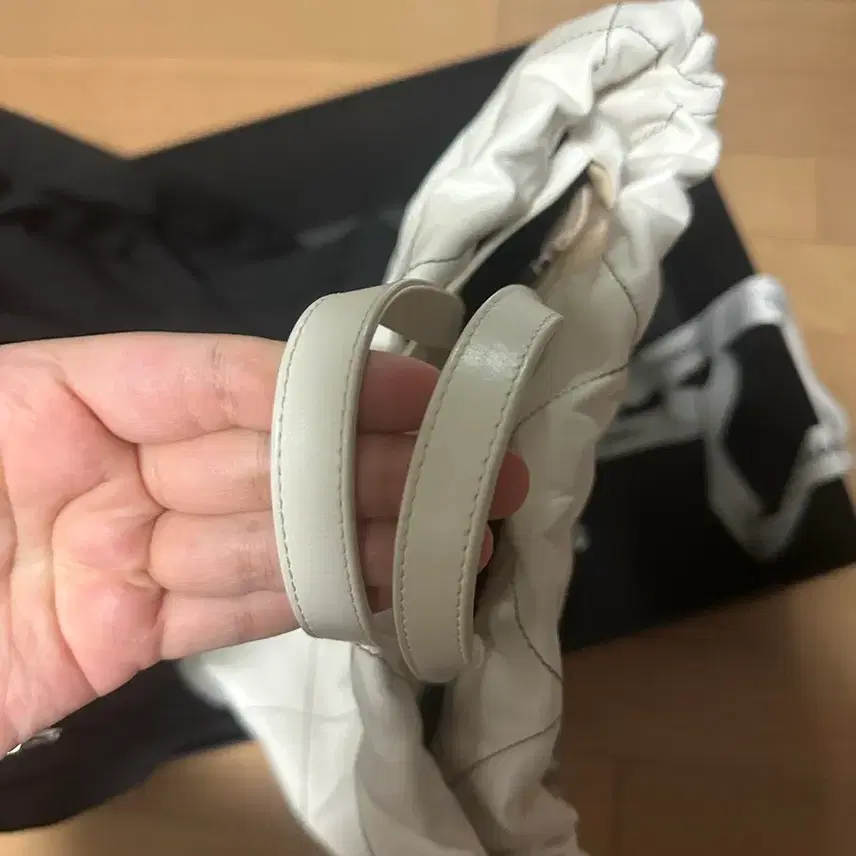샤넬 샤넬22백팩 (희귀) 라지 내장칩 풀구성 사진 3