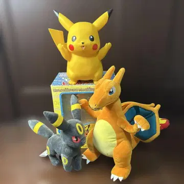 활기찬 피카츄 TOMY 포켓몬스터 블래키 리자몽