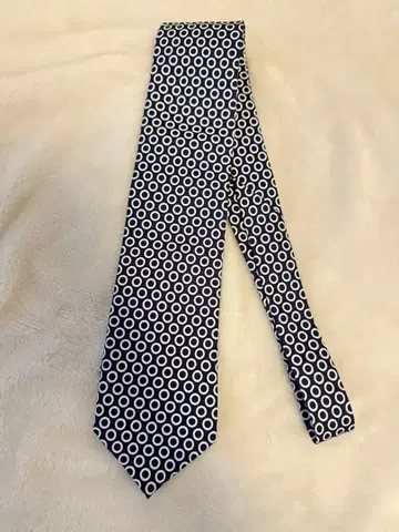 Ermenegildo Zegna 넥타이 서클 패턴