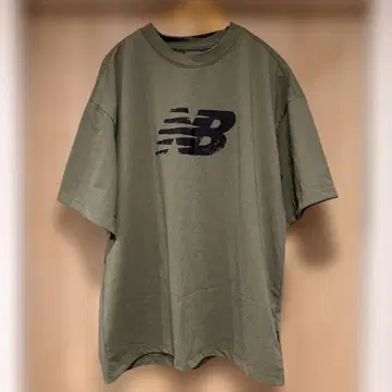 컨디션 최상 New Balance 로고 프린트 T셔츠 카키 L사이즈