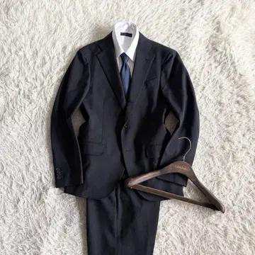 [새상품급] LARDINI 네이비 울 수트 사이즈 48