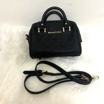 Maison de FLEUR 모노그램 숄더백 핸드백
