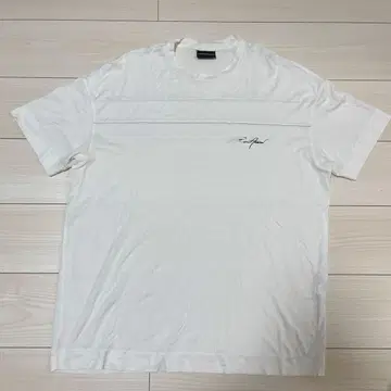 EMPORIO ARMANI 화이트 T셔츠