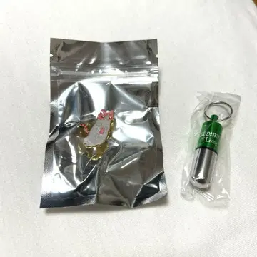 [ 계속 한밤중이면 좋을 텐데 ] 좀비 크런치 가챠 세트