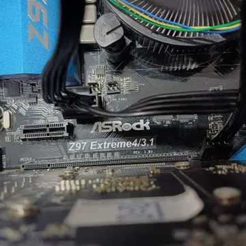 ASROCK Z97 EXTREME4 메인보드 + i7-4790K CPU | 브랜드 중고거래