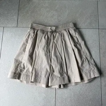 ORR 베이지 숏팬츠