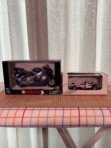NewRay YAMAHA YZF-R1 & F1 미니카 세트