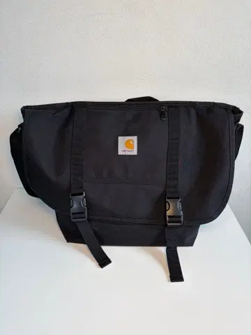 [최종 가격 인하] Carhartt 숄더백 블랙