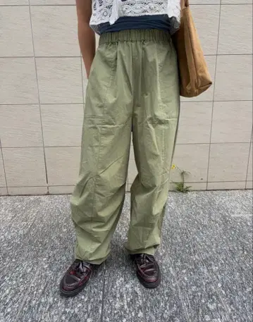 Ayakawasaki / parachute pants 'khaki'