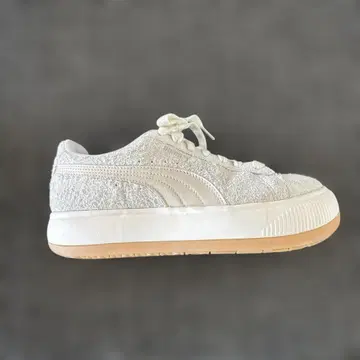 PUMA 통굽 스니커즈 화이트