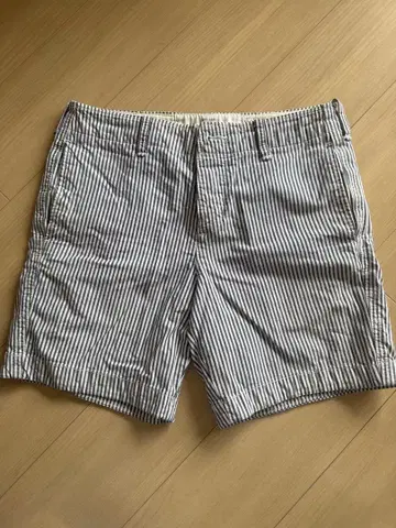 Abercrombie & Fitch 스트라이프 숏팬츠