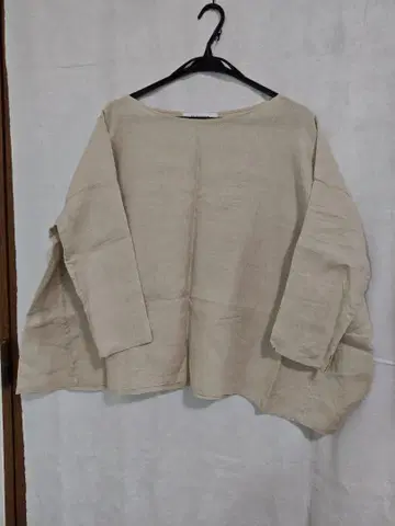 Veritecoeur 린넨 100 풀오버 베이지 일본제