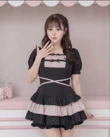 피움 pium 사다리 리본 티어드 퍼프 셋업