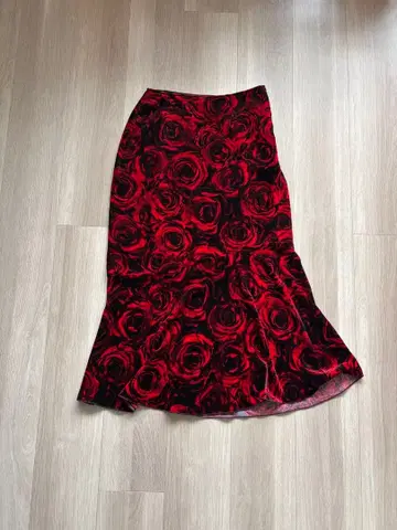 Dries Van Noten velvet skirt 34