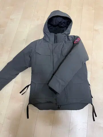 CANADA GOOSE 다운 자켓 그레이