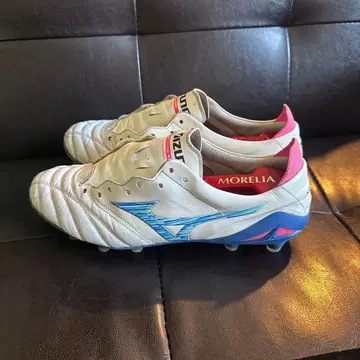 MIZUNO MORELIA NEO4 한정판 색상 축구 스파이크