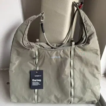[ 새상품 ] Topologie Cloud Hobo Medium 카키색