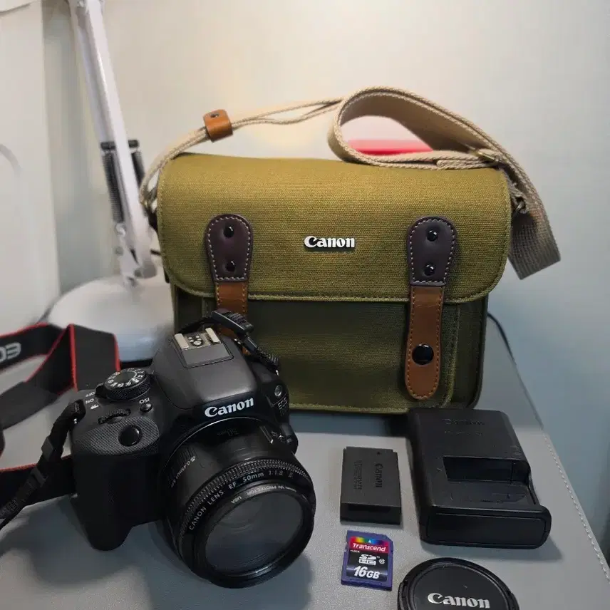 캐논 EOS 100D + 50 1.8 DSLR 카메라