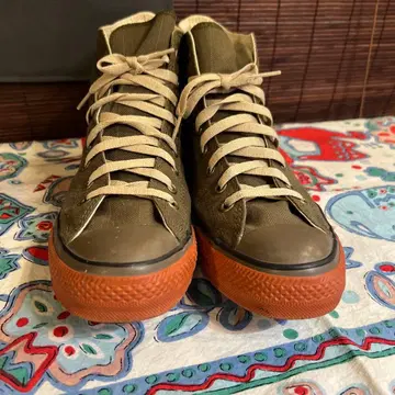 레어 컨버스 하이컷 올리브 26.5cm
