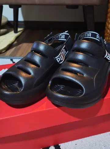 PUMA 스포츠 샌들 블랙