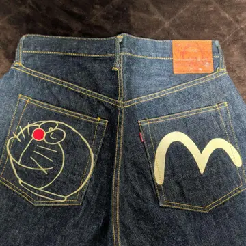 EVISU LOT 2001 도라에몽 자수 데님 팬츠