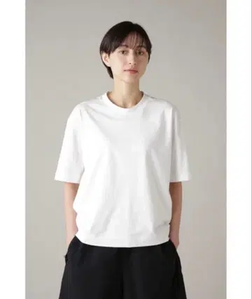 [새상품] 마가렛호웰 MIZUNO 반팔 T셔츠 화이트 사이즈 2