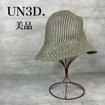 새상품급 UN3D. 썸머 버킷햇 올 패턴 페이퍼햇 블랙 화이트