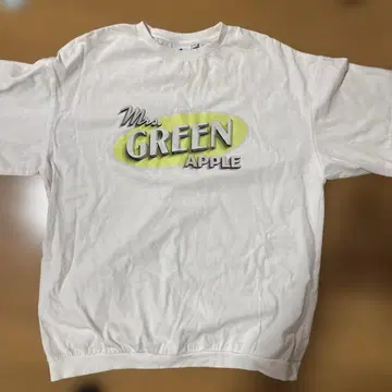 Mrs. GREEN APPLE 티셔츠 화이트