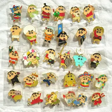 짱구는 못말려 시네마 퍼레이드 30주년 기념 핀 배지 컬렉션