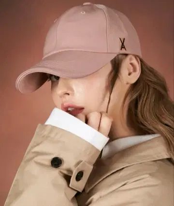 VARZAR 골드 스터드 오버핏 볼캡 핑크