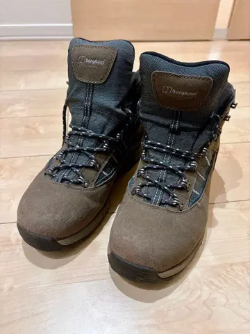 BERGHAUS 버그하우스 등산화 새상품급 남성용 GORE-TEX