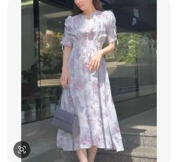 JILL by JILL STUART 쉬머 플라워 프린트 원피스