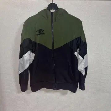 UMBRO 후디드 자켓 카키 블랙