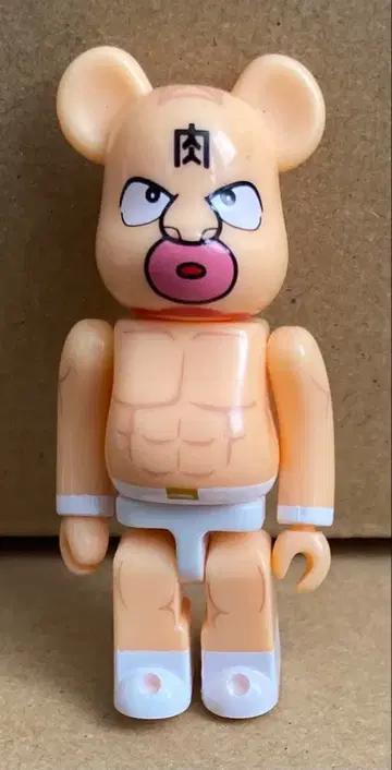 베어브릭 근육맨