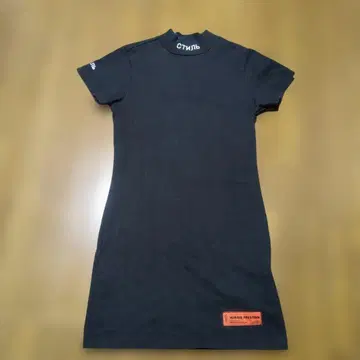 Heron Preston 모크넥 반팔 T셔츠