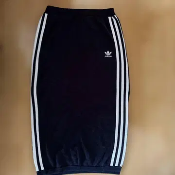adidas 타이트 스커트 슬릿 포함