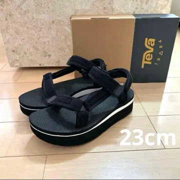 [ 최종 가격 ] Teva 테바 23cm 블랙 샌들 통굽 허리케인