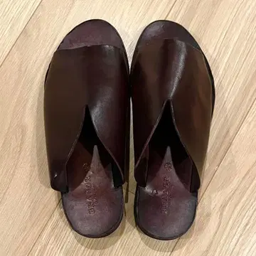 BRADOR 브라도르 34-571 RUM 39 사이즈