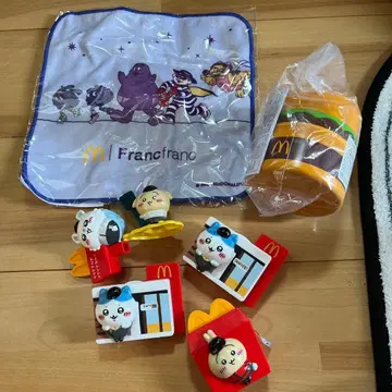 맥도날드 Francfranc 콜라보 굿즈 세트 치이카와 (먼작귀)