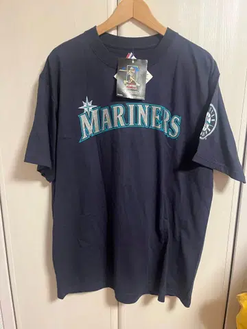 미사용 새상품 마리너스 이치로 T셔츠 MLB majesticL 사이즈