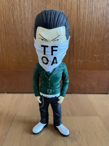 크로우즈 W.A.R.T T.F.O.A 피규어