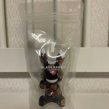 [ 새상품 ] BLACKRABBiT 첼시 패턴 마죠라 블랙라빗