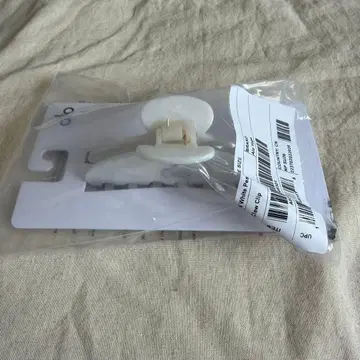 alo yoga 90's Claw Clip 헤어 클립 화이트 펄