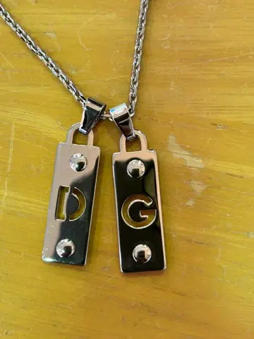 D&G 돌체&가바나 D G 두 장 플레이트 목걸이