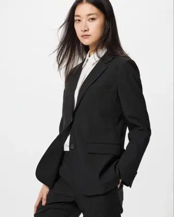 UNIQLO 감동 수트 여성용 블랙
