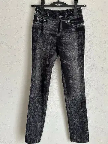 LEONARD SPORT 스키니 데님 블랙 사이즈 38