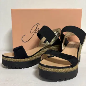Gaimo 샌들 6/13까지 10% 할인