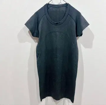 새상품급 Lululemon 룰루레몬 T셔츠 요가 러닝 블랙