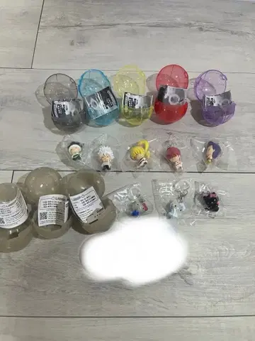 헌터x헌터 헬로키티 가챠