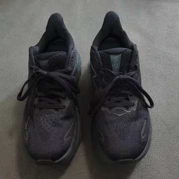 호카 클리프톤 23.5cm